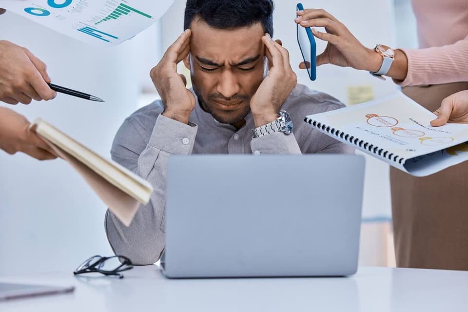 64b6839ec9ad6b5c6f39fb7d_643f9aeeb0b60a671772e0c7_stress-overworked-and-pressure.jpeg